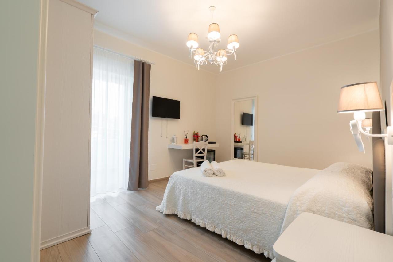 Essenza Bed and Breakfast Massafra Buitenkant foto